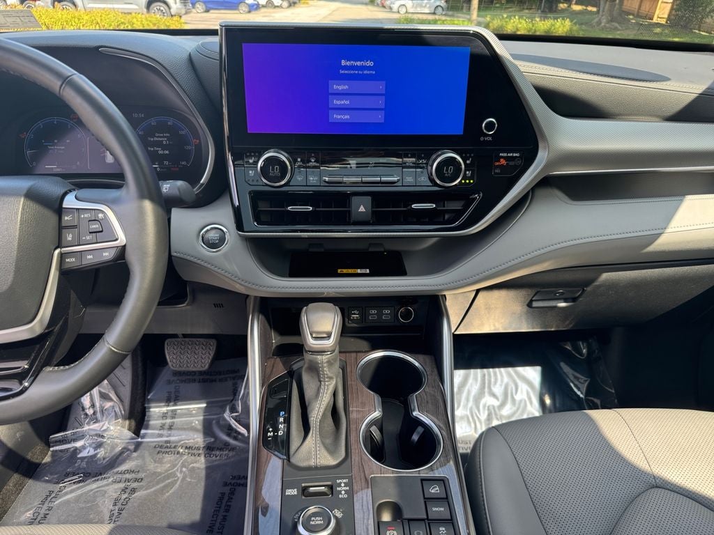 2023 Toyota Highlander Platinum