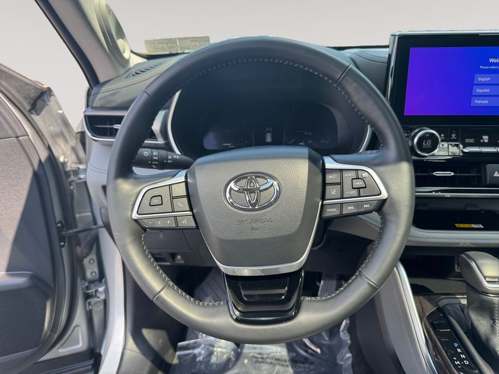 2023 Toyota Highlander Platinum