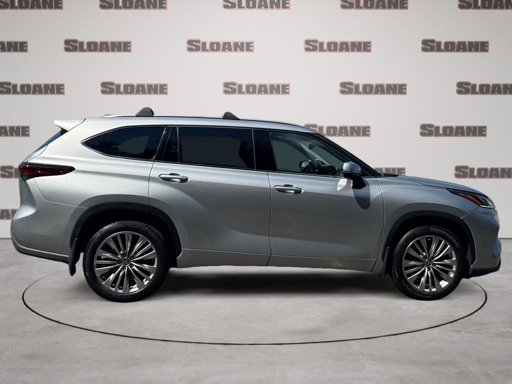 2023 Toyota Highlander Platinum