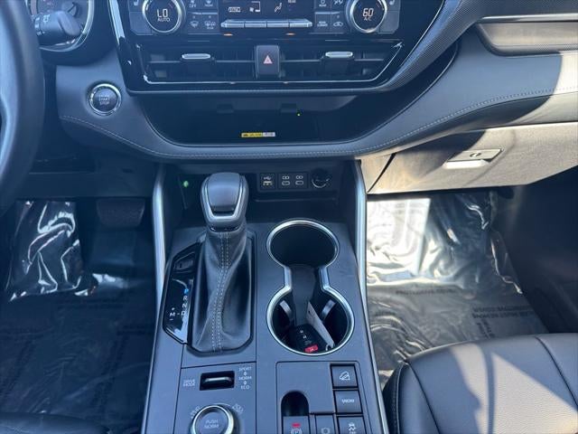 2023 Toyota HIGHLANDER XSE