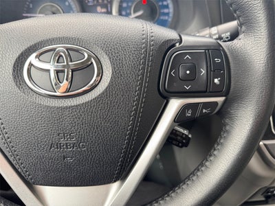 2020 Toyota SIENNA XLE 3.5L XLE