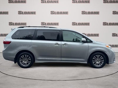 2020 Toyota SIENNA XLE 3.5L XLE