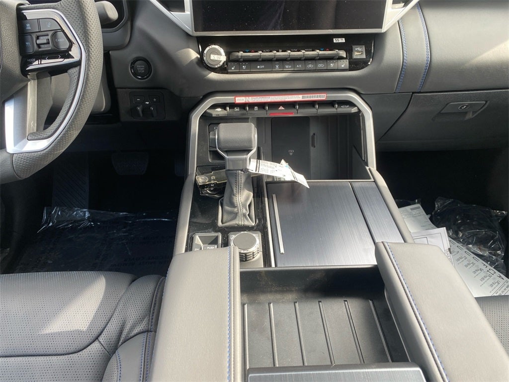 2025 Toyota TUNDRA 4X4 Platinum