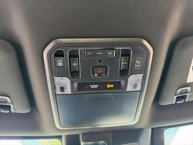 2025 Toyota TUNDRA HV 4X4 Platinum