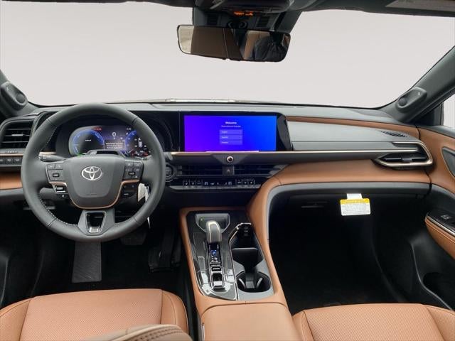 2025 Toyota CROWN SIGNIA Limited