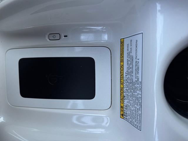 2016 Toyota PRIUS Three