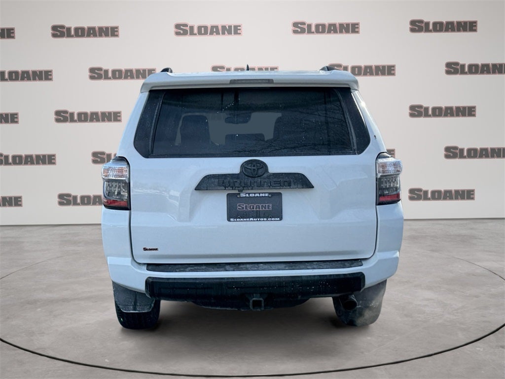 2022 Toyota 4RUNNER TRD Off-Road Premium