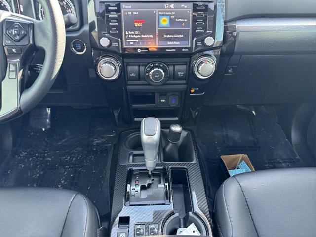 2022 Toyota 4RUNNER TRD Off-Road Premium