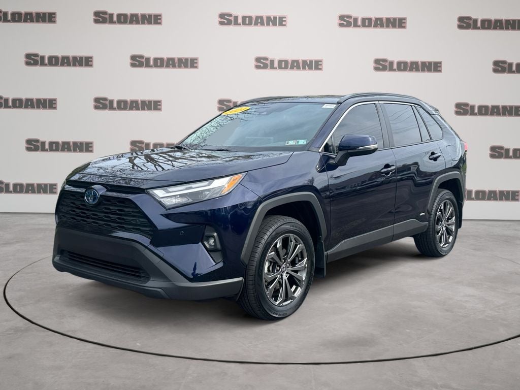 2024 Toyota RAV4 HYBRID XLE Premium