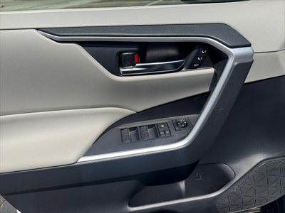 2021 Toyota RAV4 Hybrid XLE Premium