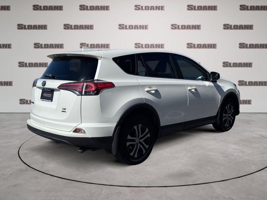 2018 Toyota RAV4 LE