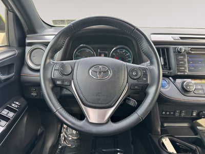 2018 Toyota RAV4 Hybrid SE