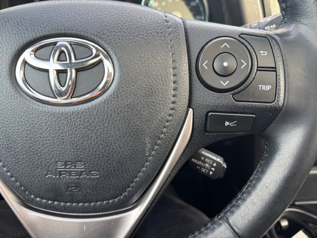2018 Toyota RAV4 Hybrid SE