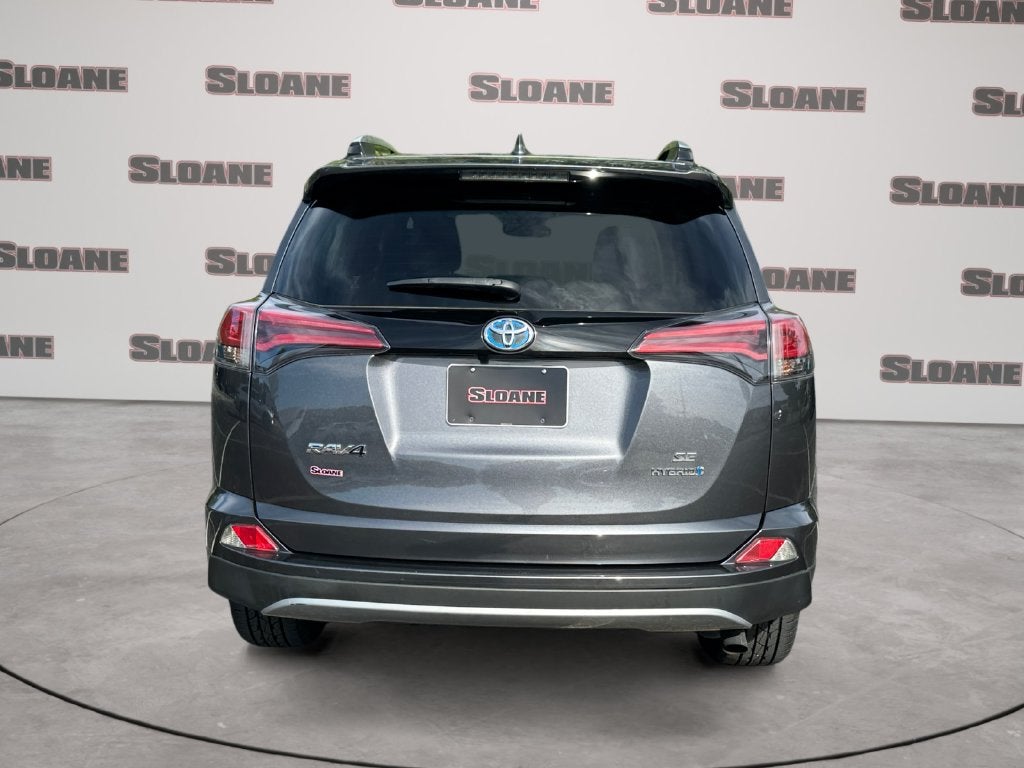 2018 Toyota RAV4 Hybrid SE
