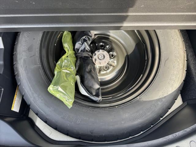 2018 Toyota RAV4 Hybrid SE