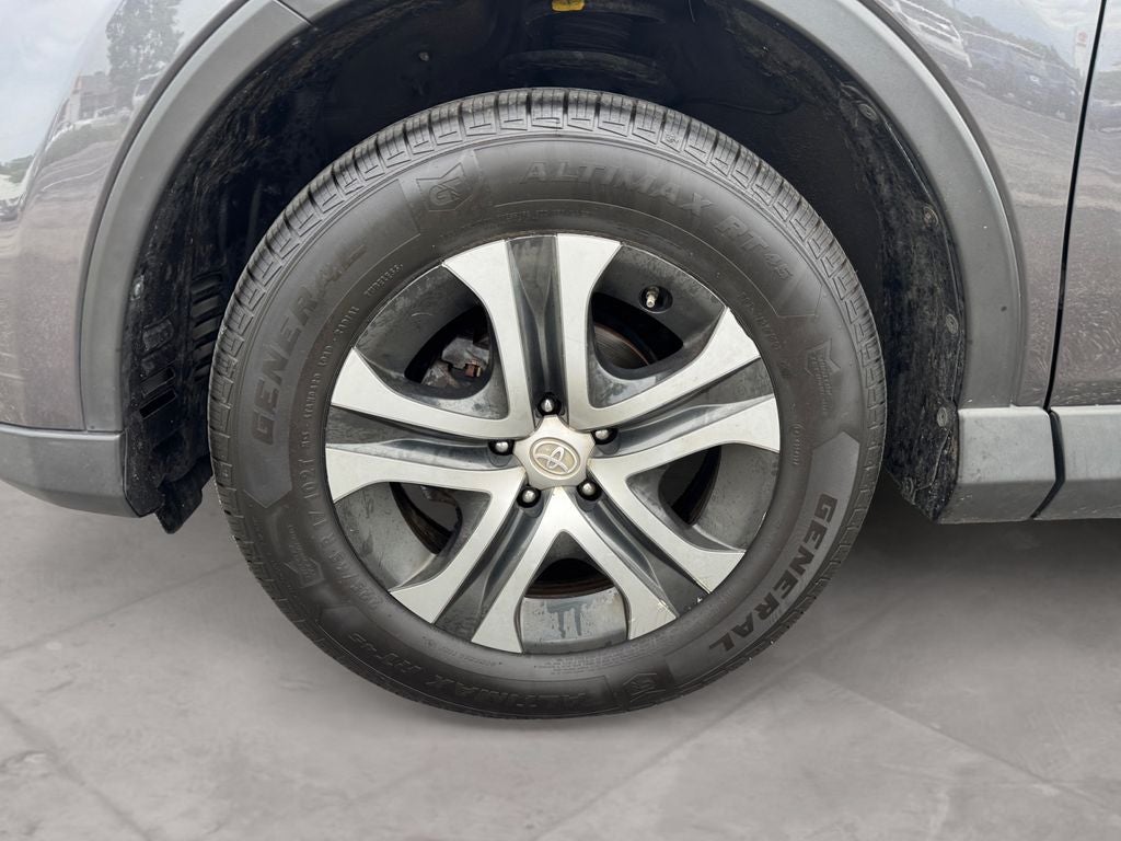 2016 Toyota RAV4 LE