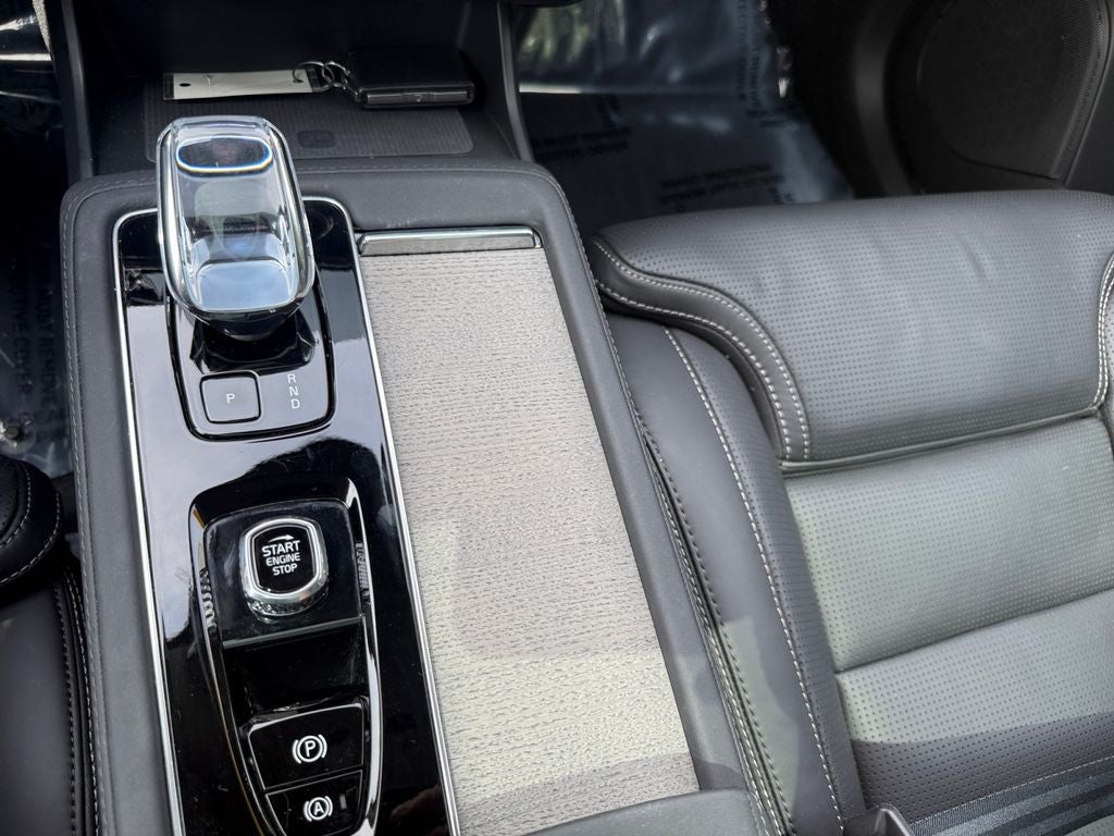2025 Volvo XC90 B6 Ultra 2025.5