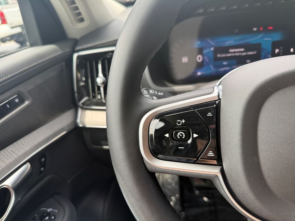 2025 Volvo XC90 B6 Ultra 2025.5