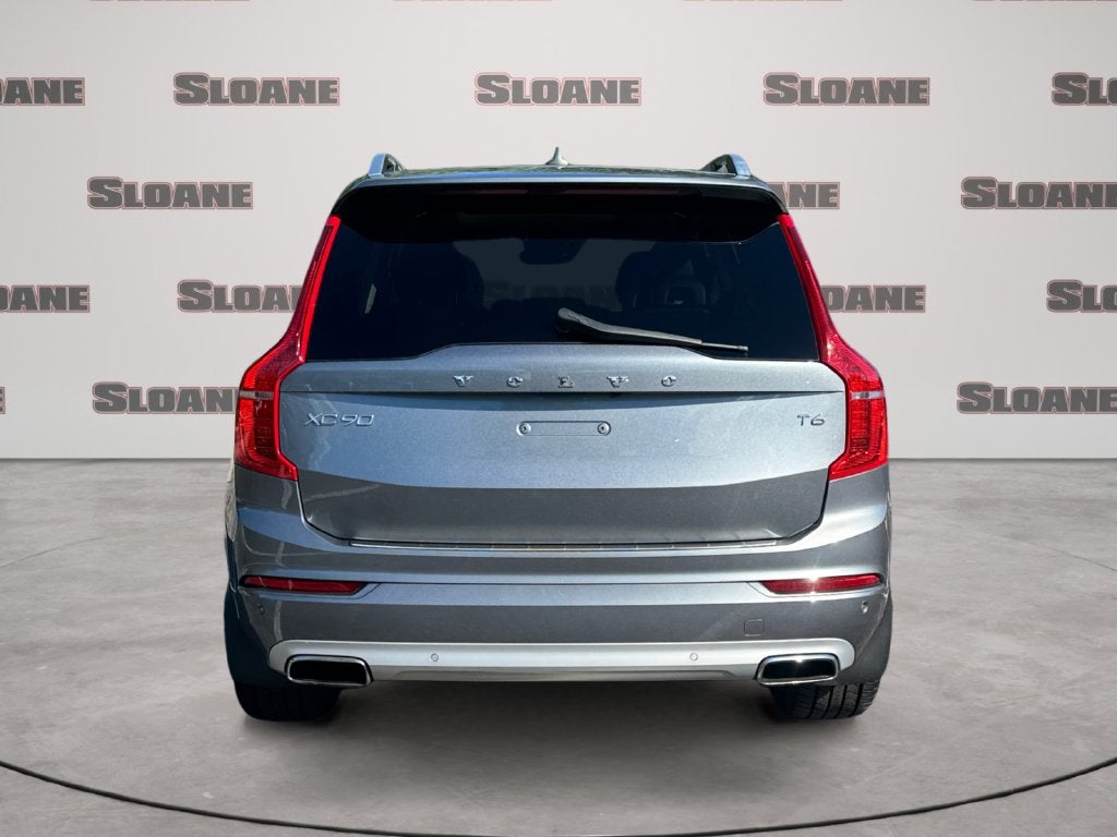 2018 Volvo XC90 T6 Momentum