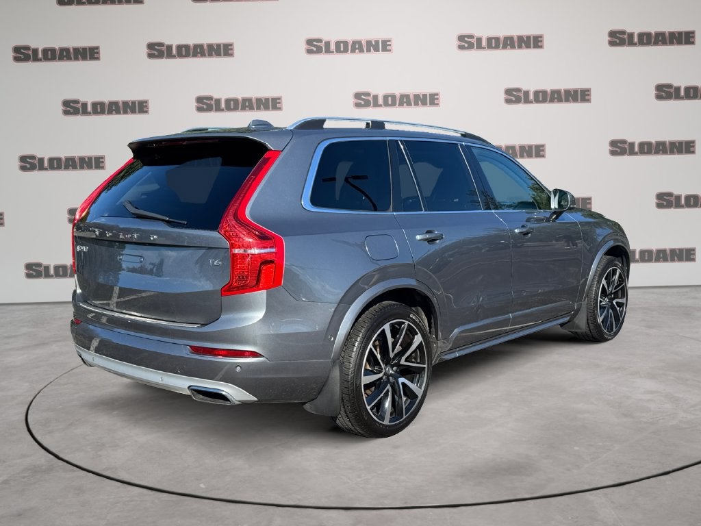 2018 Volvo XC90 T6 Momentum
