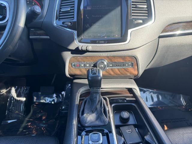 2018 Volvo XC90 T6 Momentum