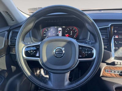 2018 Volvo XC90 T6 Momentum