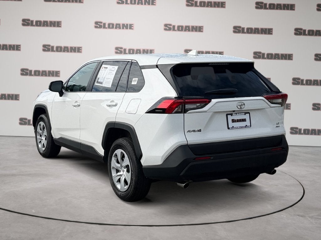 2025 Toyota RAV4 LE