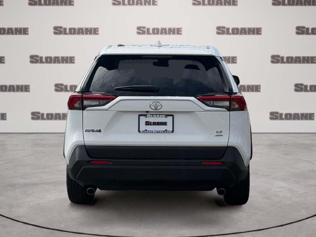 2025 Toyota RAV4 LE