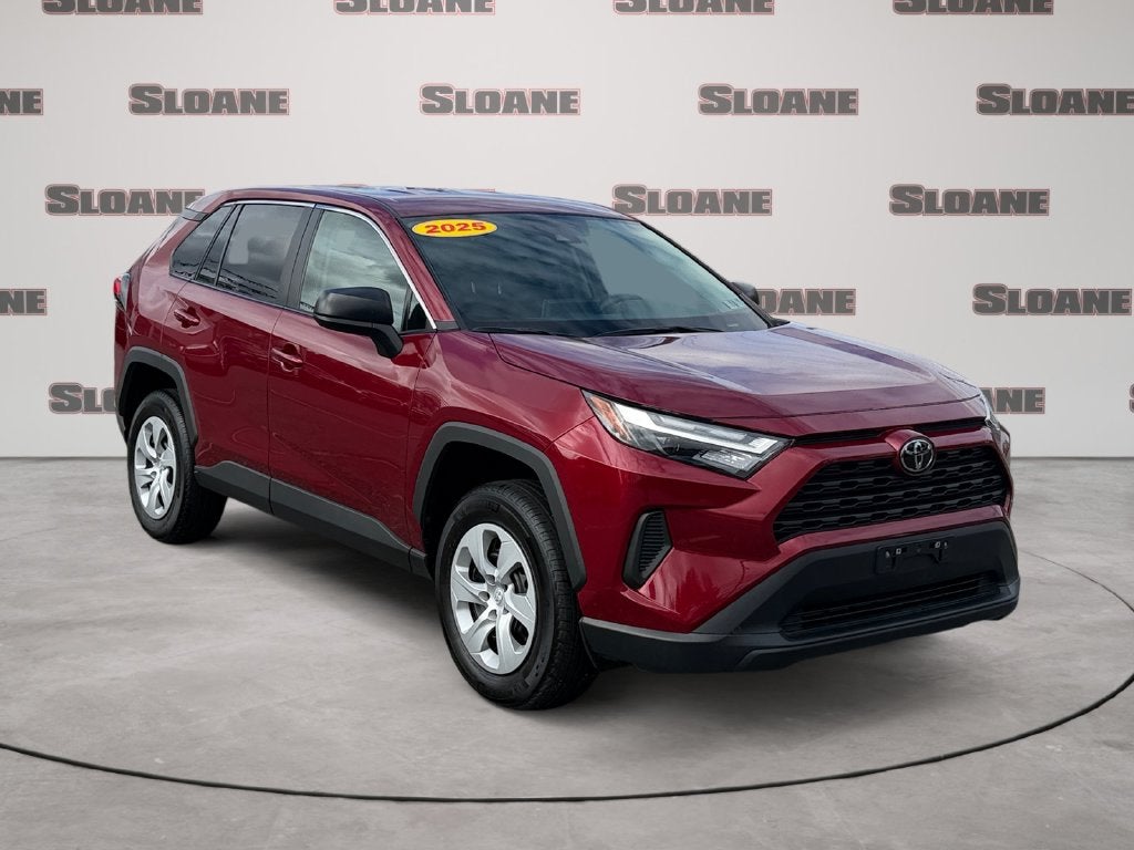 2025 Toyota RAV4 LE
