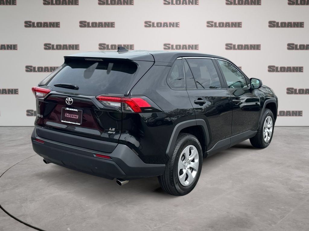 2024 Toyota RAV4 LE