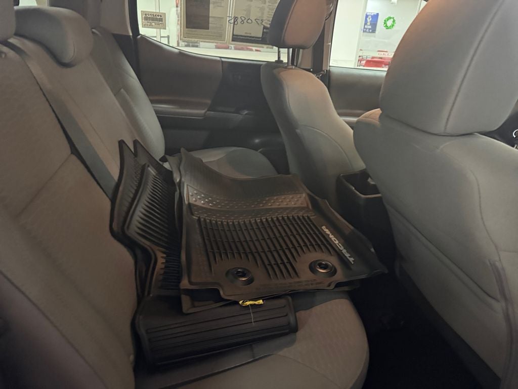 2019 Toyota Tacoma SR V6