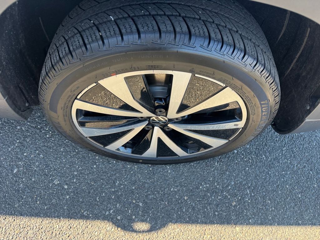 2024 Volkswagen Taos 1.5T SE