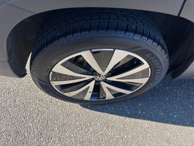 2024 Volkswagen Taos 1.5T SE