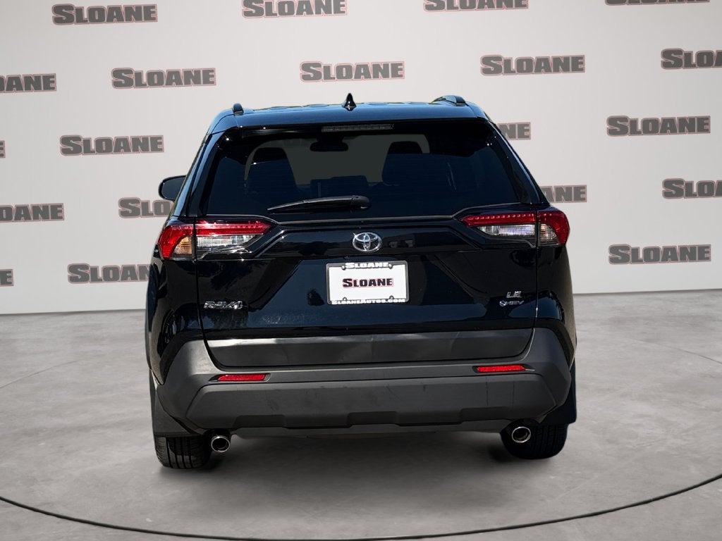 2025 Toyota RAV4 Hybrid LE