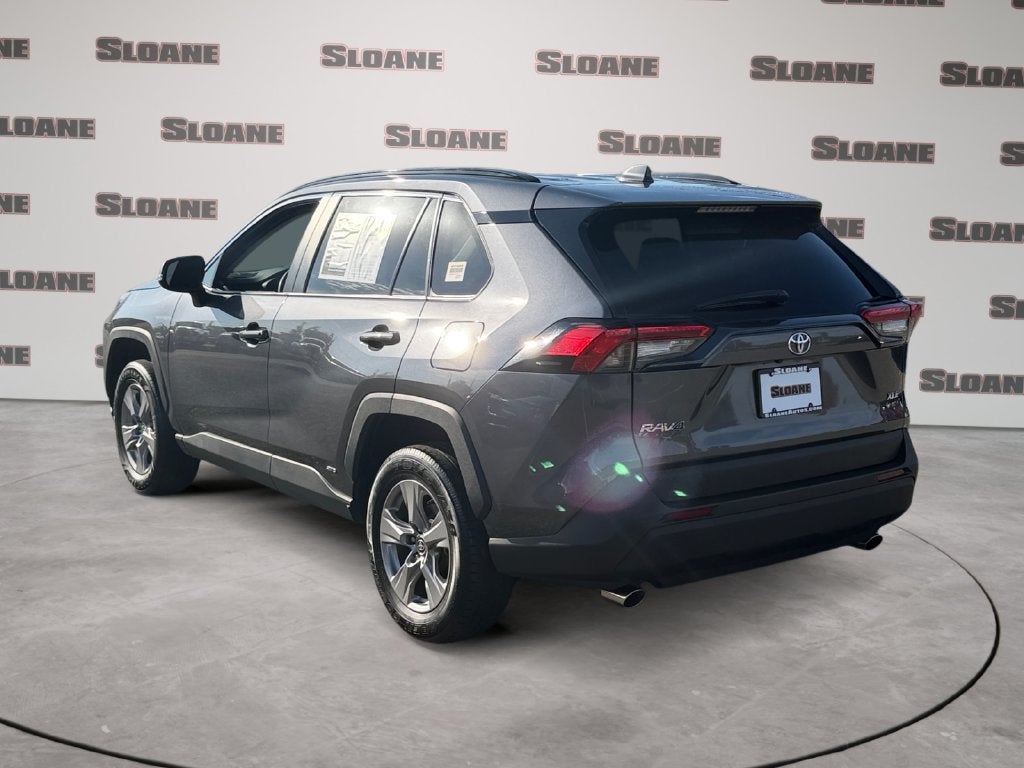 2025 Toyota RAV4 Hybrid XLE
