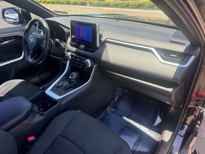 2023 Toyota RAV4 Hybrid SE