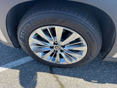 2024 Toyota Grand Highlander Platinum