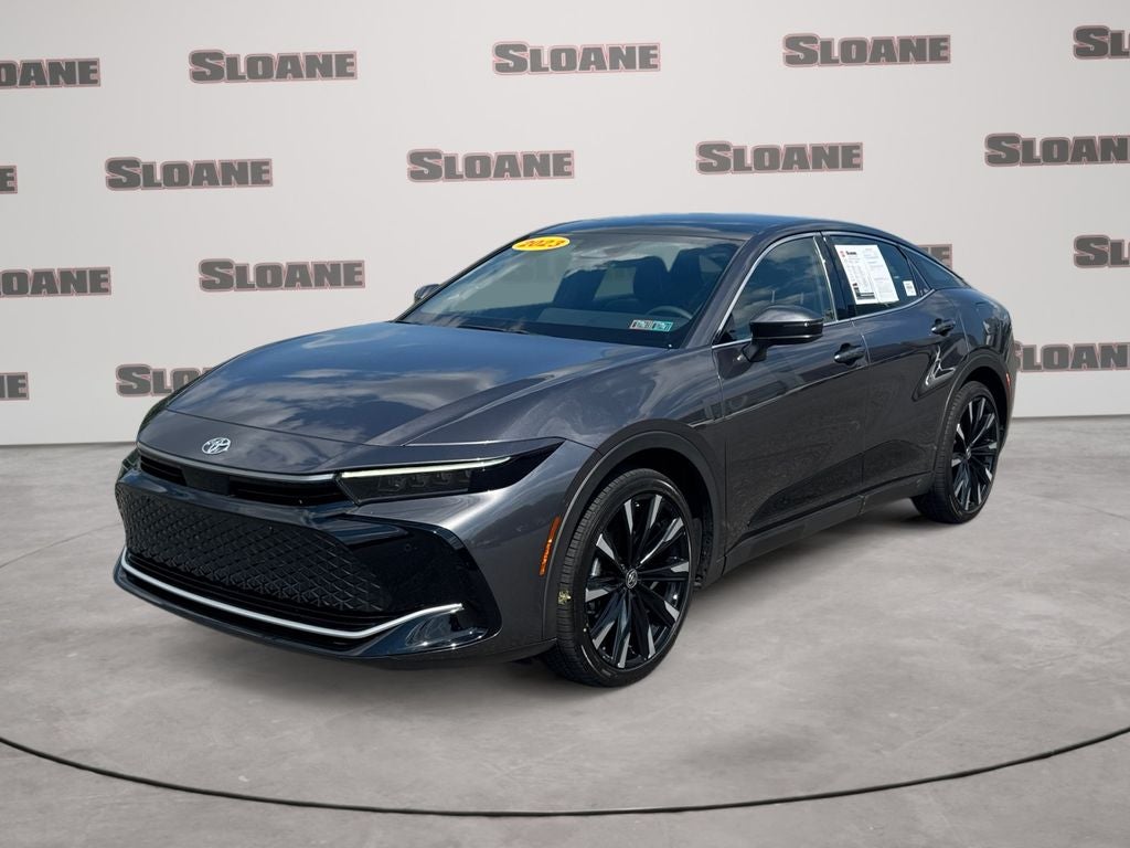 2023 Toyota Crown Platinum