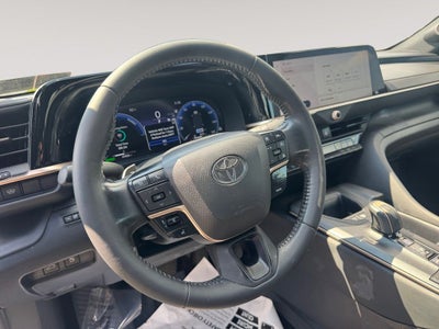 2023 Toyota Crown Platinum