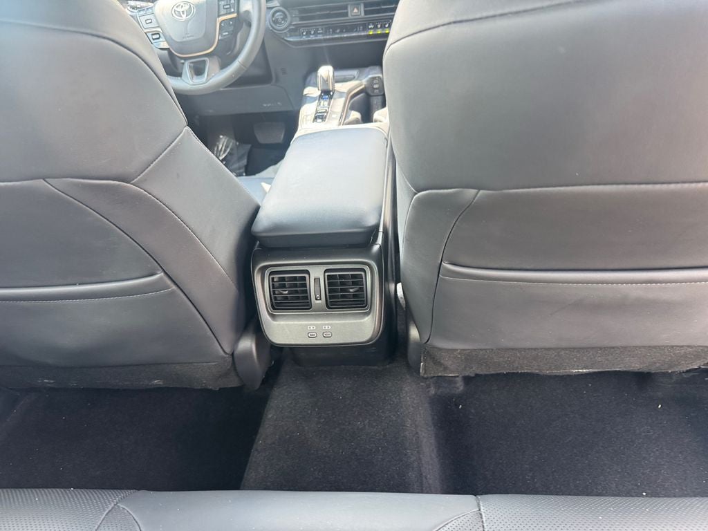 2023 Toyota Crown Platinum