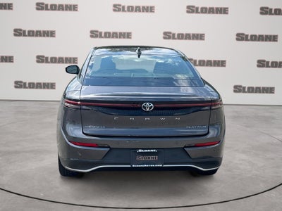 2023 Toyota Crown Platinum