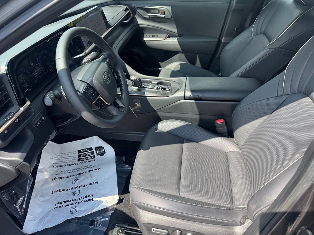 2023 Toyota Crown Platinum