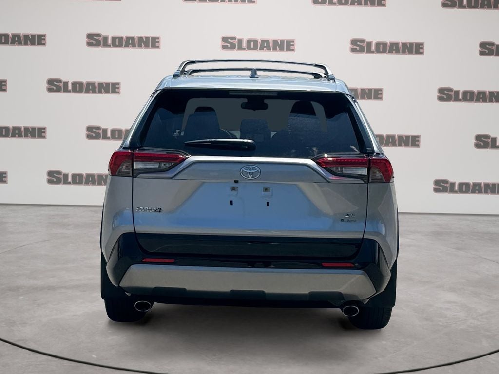 2025 Toyota RAV4 Hybrid SE